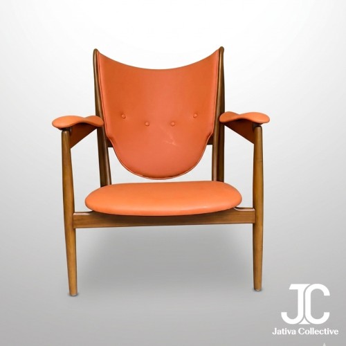 Teak Mid-Century Retro Lounge Chair
