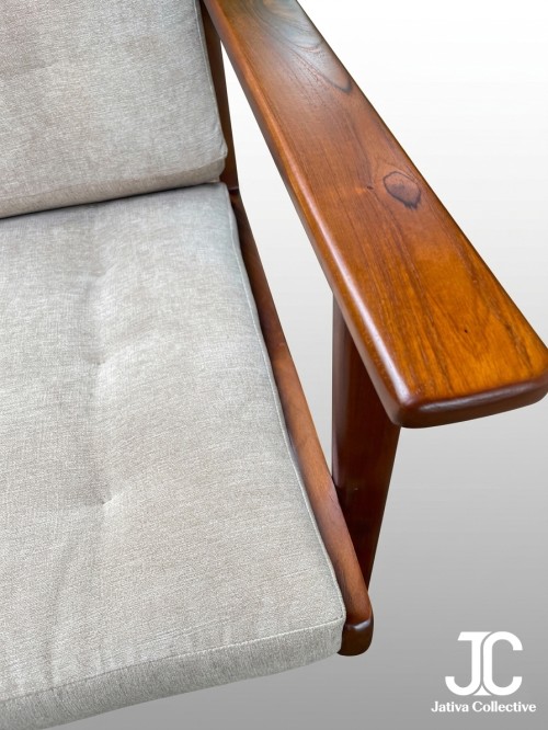 Mid-Century Z-Frame Teak Lounge Chair